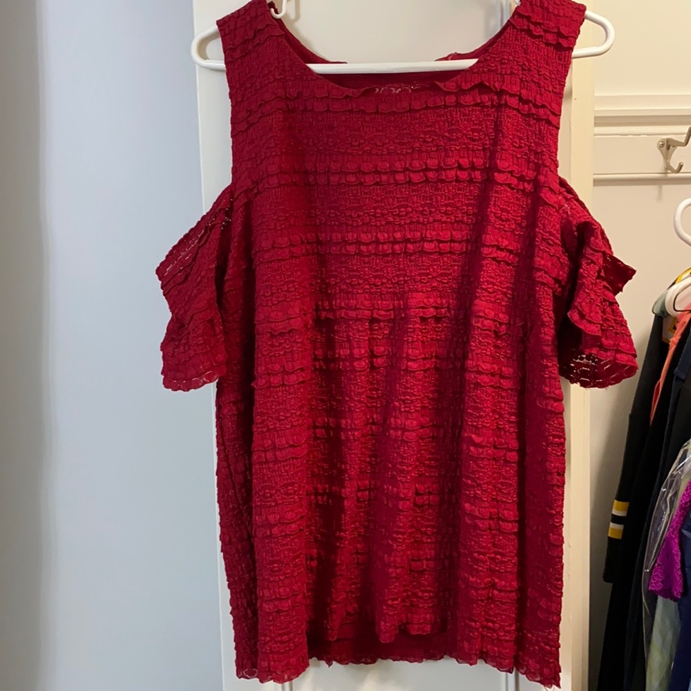 Max Studio red Ruffle cut out sleeve shirt